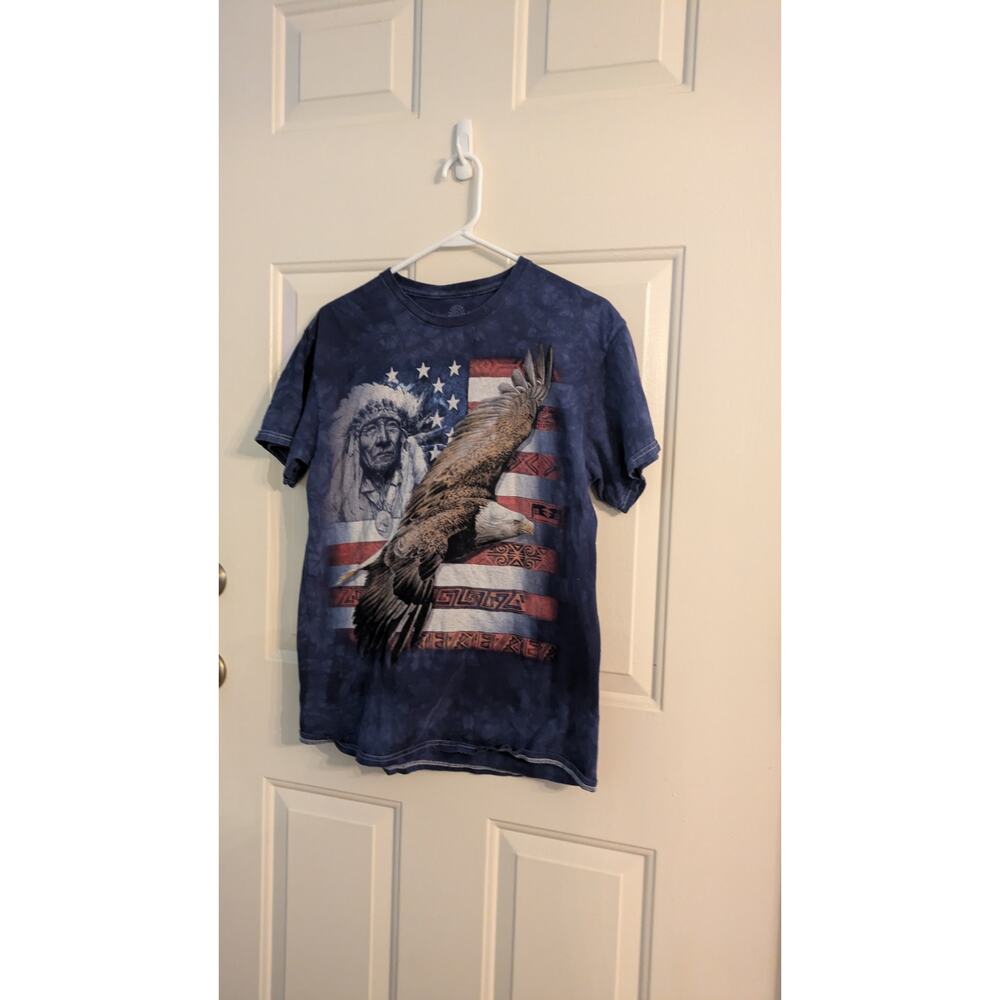 Vintage The Mountain Men's Native American Eagle Flag T Shirt, Med, Blue, Cotton